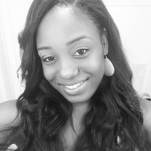 Meet your Posher, Nakia